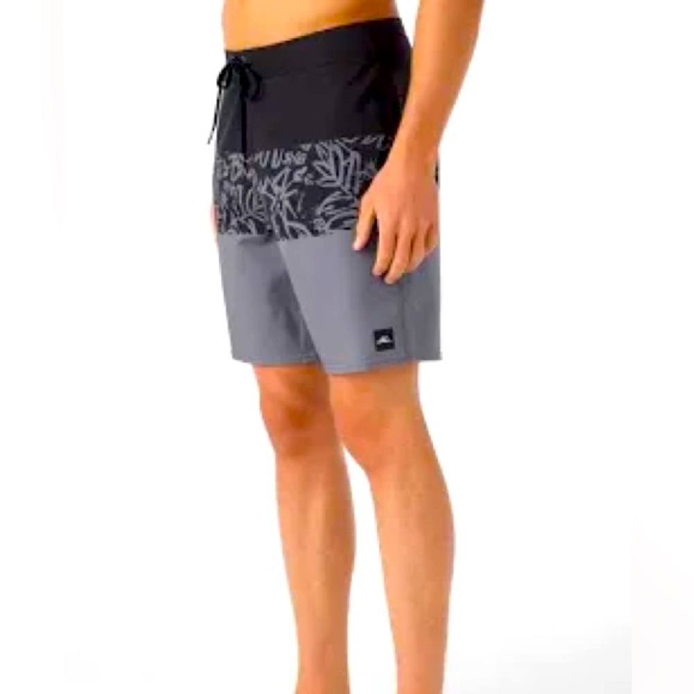 O’Neill hyperfreak stretch flex tie hyperdry 32 men’s new with tag trunks men’s